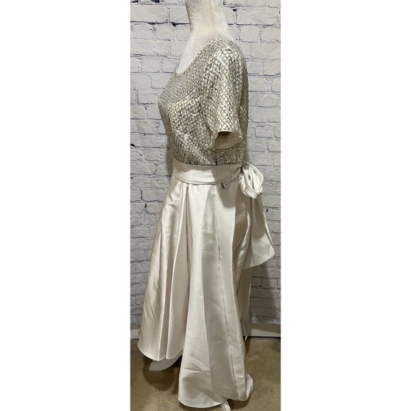 NWT R&M Richards White Short Sleeve Sequin Satin Bow Hi Low Formal Dress Gown 10 - Picture 3 of 10